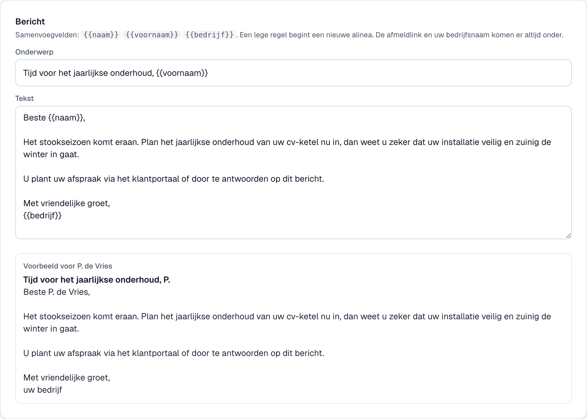 het blok Bericht met onderwerp, tekst met samenvoegvelden en het voorbeeld voor een klant