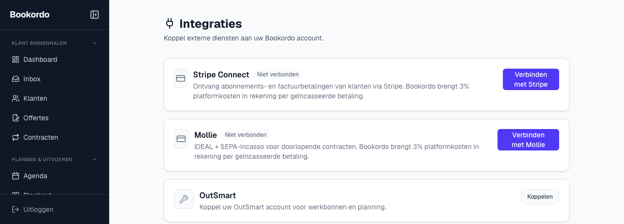 de kaarten Stripe Connect en Mollie met hun statusbadges