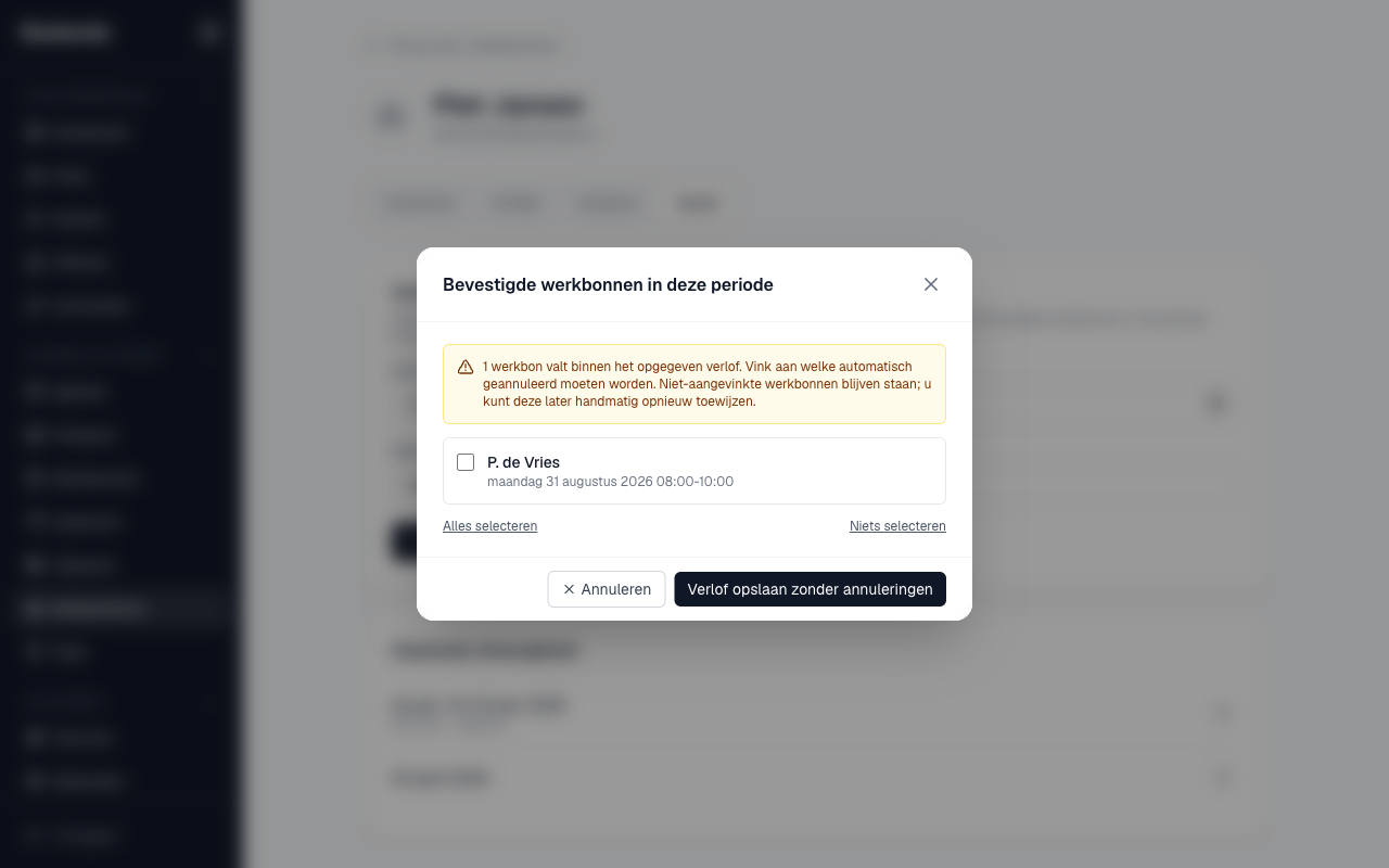 Het verloftabblad met het bevestigingsvenster voor overlappende werkbonnen