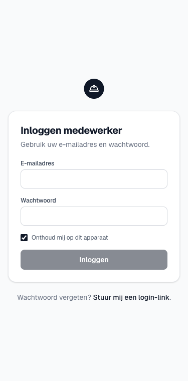 de pagina Inloggen medewerker op een telefoon met de velden voor e-mailadres en wachtwoord