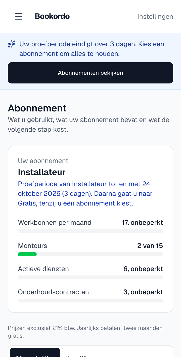 de blauwe melding bovenaan de pagina Abonnement, op een telefoon